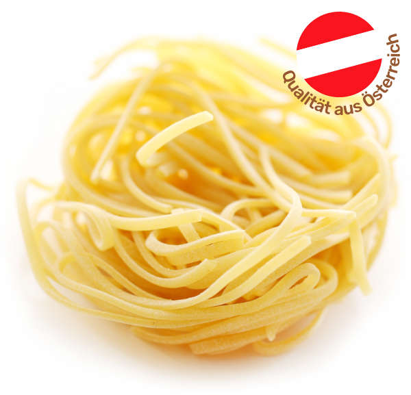 ungekochte Nestnudeln